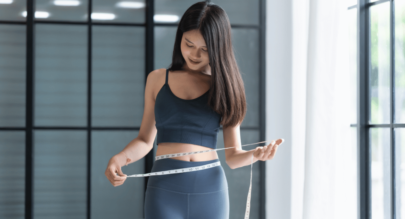 How to Lose Belly Fat Naturally at Home (Complete 2026 Guide)